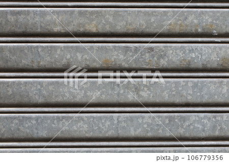 metallic roller shutter door 106779356