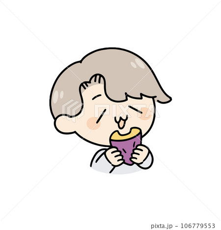 サツマイモを食べる男性 106779553