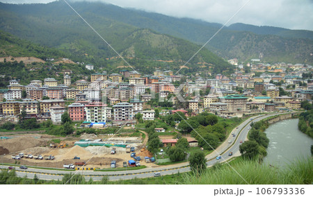 幸せの国ブータン 首都ティンプー 街並み（Thimphu, Bhutan） 106793336