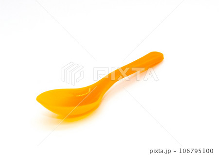 A picture of spoon with selective focus A picture of spoon with selective focus 106795100