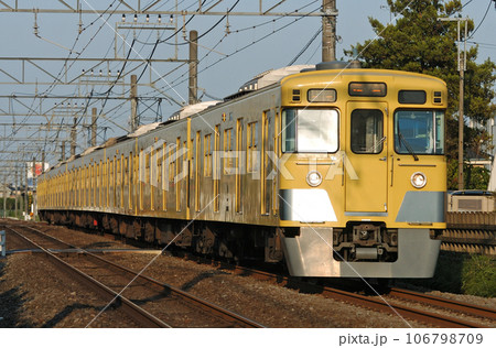 西武鉄道 拝島線 小川ー東大和市 西武鉄道 2000系 西武鉄道 拝島線 小川ー東大和市 西武鉄道 2000系 106798709