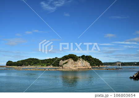 元嶋神社と海上鳥居　【和歌山県田辺市】 106803654