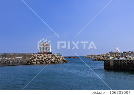 韓国済州島 西帰浦江汀クルーズ港 韓国済州島 西帰浦江汀クルーズ港 106805007