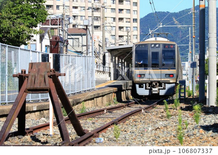 【JR西日本】207系（和田岬線：和田岬駅） 106807337