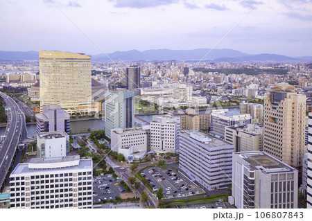 福岡タワーから見る福岡市の素晴らしい夕景 106807843
