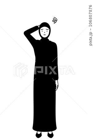 困って頭をかくイスラムの女性 106807876