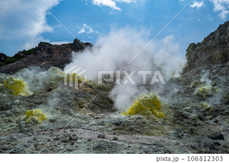 硫黄山　アサトヌプリ 106812303