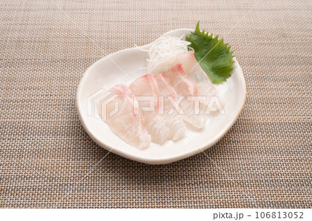 鯛の刺身 鯛の刺身 106813052