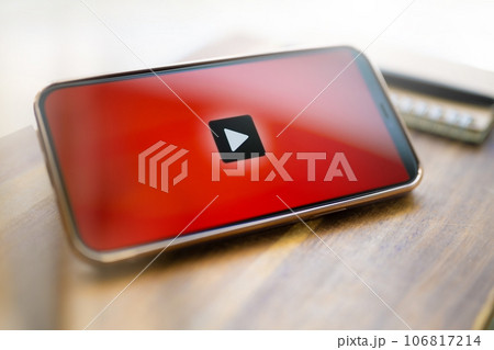 Image photo 106817214