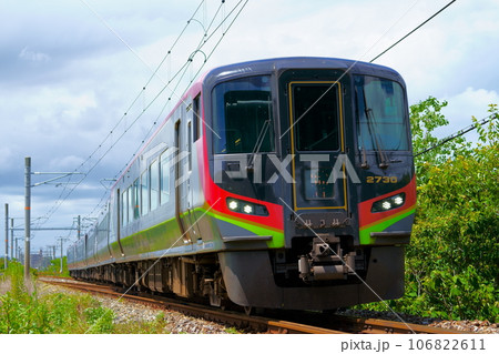 5両に増結して宇野線を走る特急南風 106822611