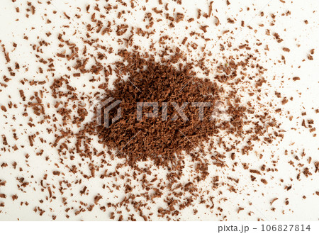 Grated Chocolate Pile Isolated, Crushed Chocolate Shavings, Crumbs, Scattered Flakes, Cocoa Sprinkles 106827814