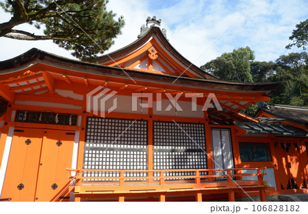 吉田神社 朱塗りの建物 京都市左京区 吉田神社 朱塗りの建物 京都市左京区 106828182