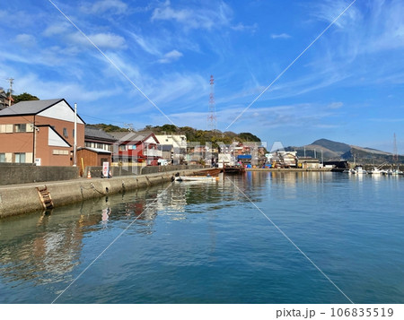 三重県鳥羽市 坂手島の港 三重県鳥羽市 坂手島の港 106835519