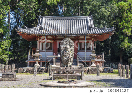 京都 醍醐寺 不動堂・護摩道場 夏の季節 京都 醍醐寺 不動堂・護摩道場 夏の季節 106841127