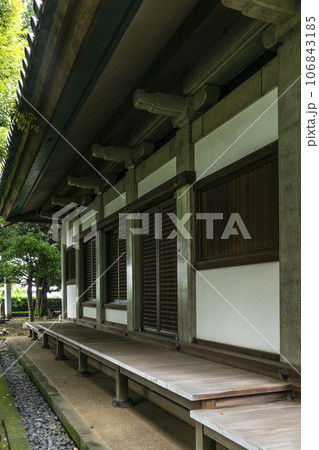 直線の交叉が作りだす日本建築の美・台東区・谷中・天王寺 直線の交叉が作りだす日本建築の美・台東区・谷中・天王寺 106843185