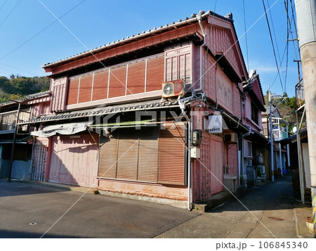 三重県鳥羽市坂手島　旧村万商店 106845340