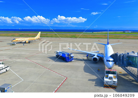 【兵庫県】晴天の神戸空港 106849209