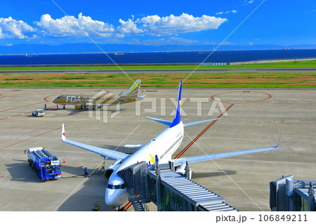 【兵庫県】晴天の神戸空港 106849211