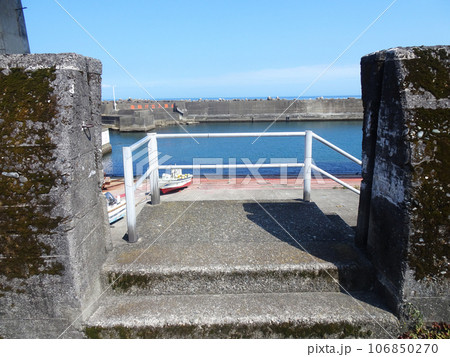 小田原漁港（早川漁港）神奈川県小田原市　2023年7月撮影 106850270