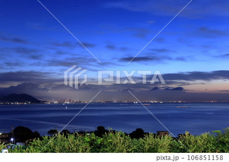 夜景 明石海峡大橋 夜景 明石海峡大橋 106851158