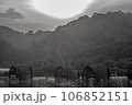 天の光と地の水面 106852151