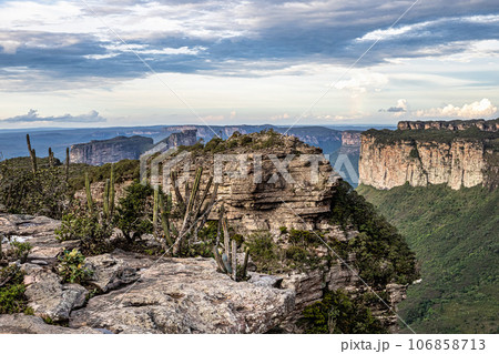 View from the top of the hill of the father inacio, morro do pai inacio, Chapada Diamantina, Bahia, Brazil 106858713
