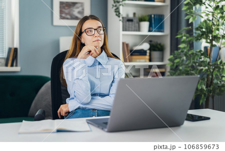 Working motivation at home Working motivation at home 106859673