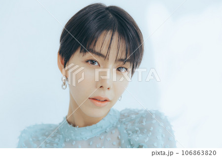 女性のビューティーな写真 106863820