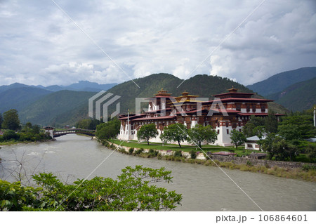 幸せの国ブータン プナカ・ゾン(Punakha, Bhutan) 幸せの国ブータン プナカ・ゾン(Punakha, Bhutan) 106864601