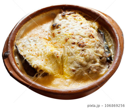 Spanish eggplants stuffed with mea Spanish eggplants stuffed with mea 106869256