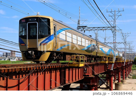 【泉北高速鉄道】12000系「泉北ライナー」（南海高野線：我孫子前〜浅香山） 106869446