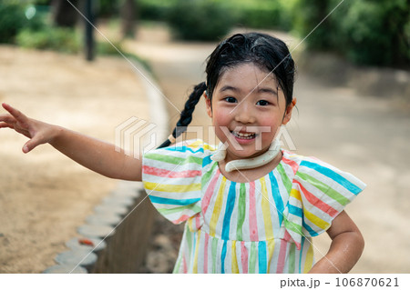 5 years old 5 years old 106870621