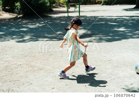 5 years old 5 years old 106870642