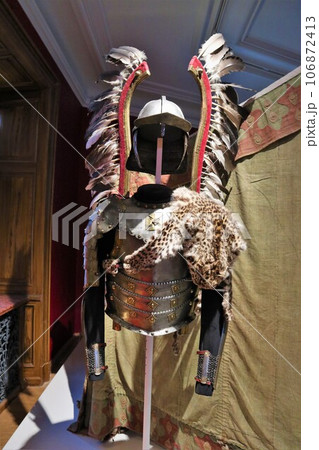 クラクフ、チャルトリスキ美術館の騎士 106872413