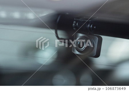 前後対応ドライブレコーダー 106873649