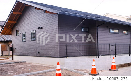 新築平屋建て 106874275