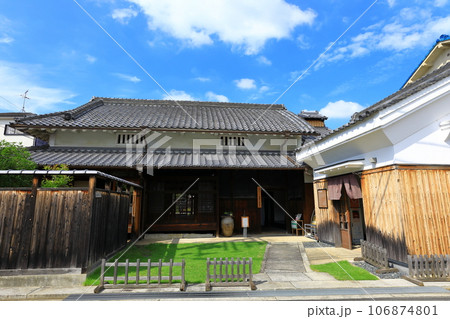 富田林　寺内町　古い町並みの風景　旧田中家住宅 106874801