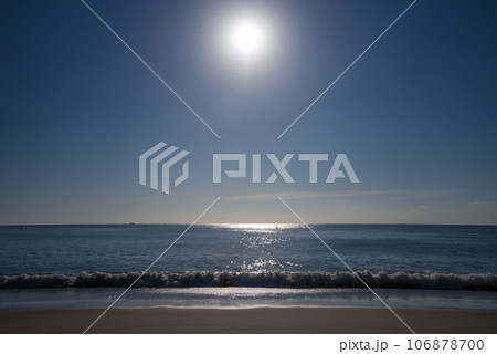 【渚の輝き】太陽・海・波・波打ち際 【渚の輝き】太陽・海・波・波打ち際 106878700