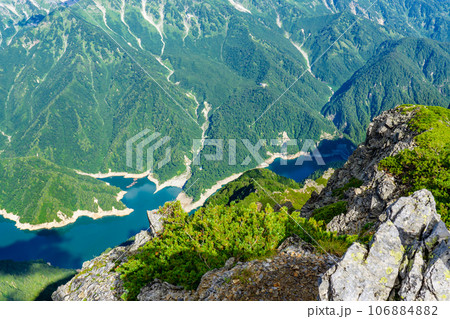 長野県の北アルプス針ノ木サーキット登山　黒部湖 106884882