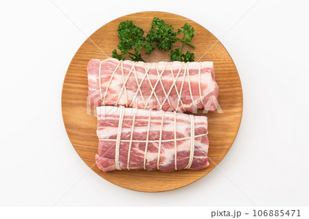 豚肉の肩ロースブロック 106885471