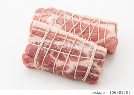 豚肉の肩ロースブロック 106885503