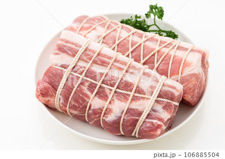 豚肉の肩ロースブロック 106885504