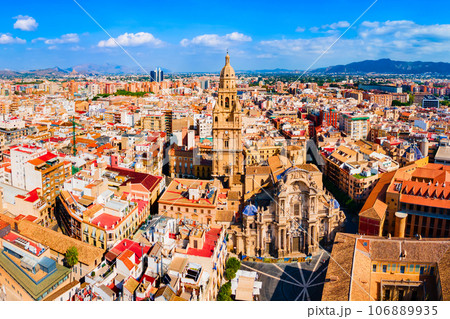 Saint Mary Cathedral aerial panoramic view in Murcia 106889935