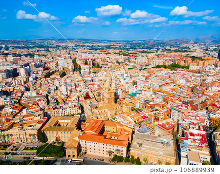 Saint Mary Cathedral aerial panoramic view in Murcia 106889939