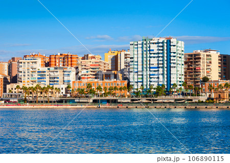 Paseo del Muelle Uno pedestrian promenade in Malaga 106890115
