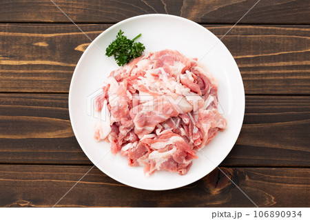豚の細切れ肉 豚の細切れ肉 106890934