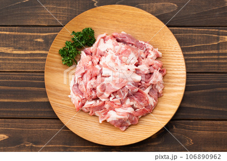 豚の細切れ肉 豚の細切れ肉 106890962