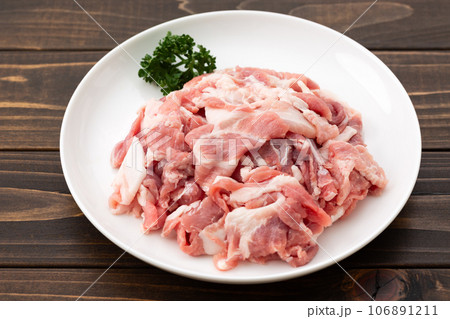 豚の細切れ肉 106891211