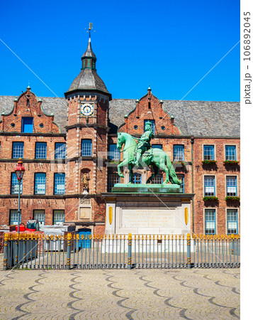 Rathaus old town hall, Dusseldorf Rathaus old town hall, Dusseldorf 106892045