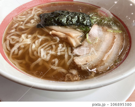 シンプルで美味しい中華そば 106895380